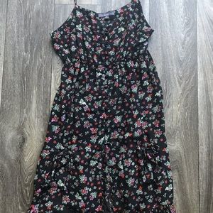 Super cute summer dress.